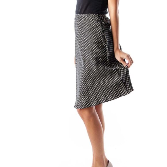 Calvin Klein Black & Gray Print Skirt - Picture 2 of 3